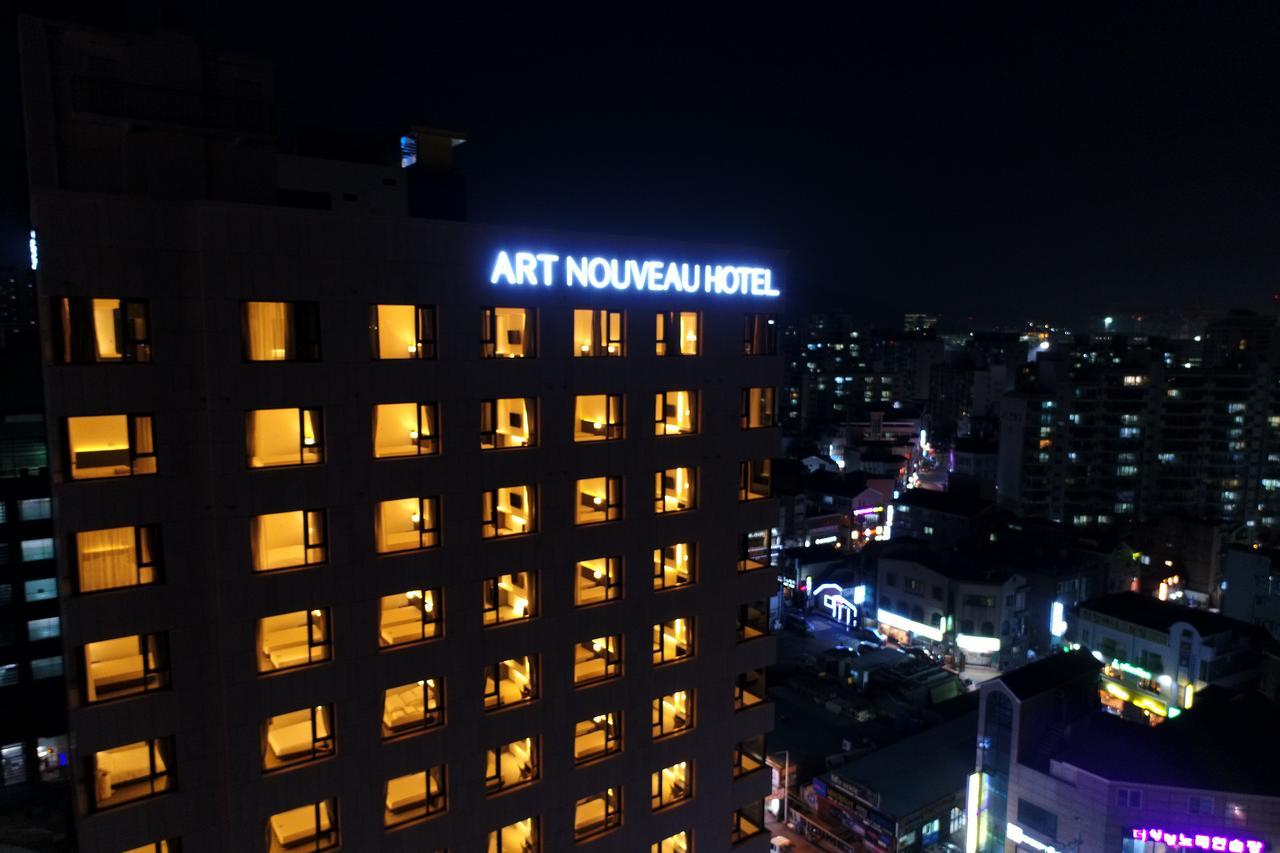 Geoje Artnouveau Suite Hotel Exteriör bild