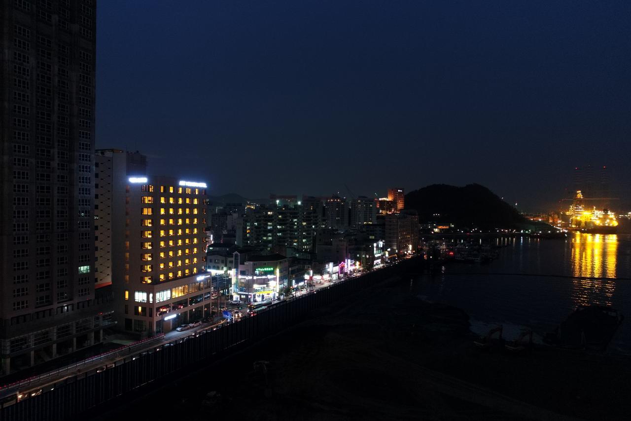 Geoje Artnouveau Suite Hotel Exteriör bild