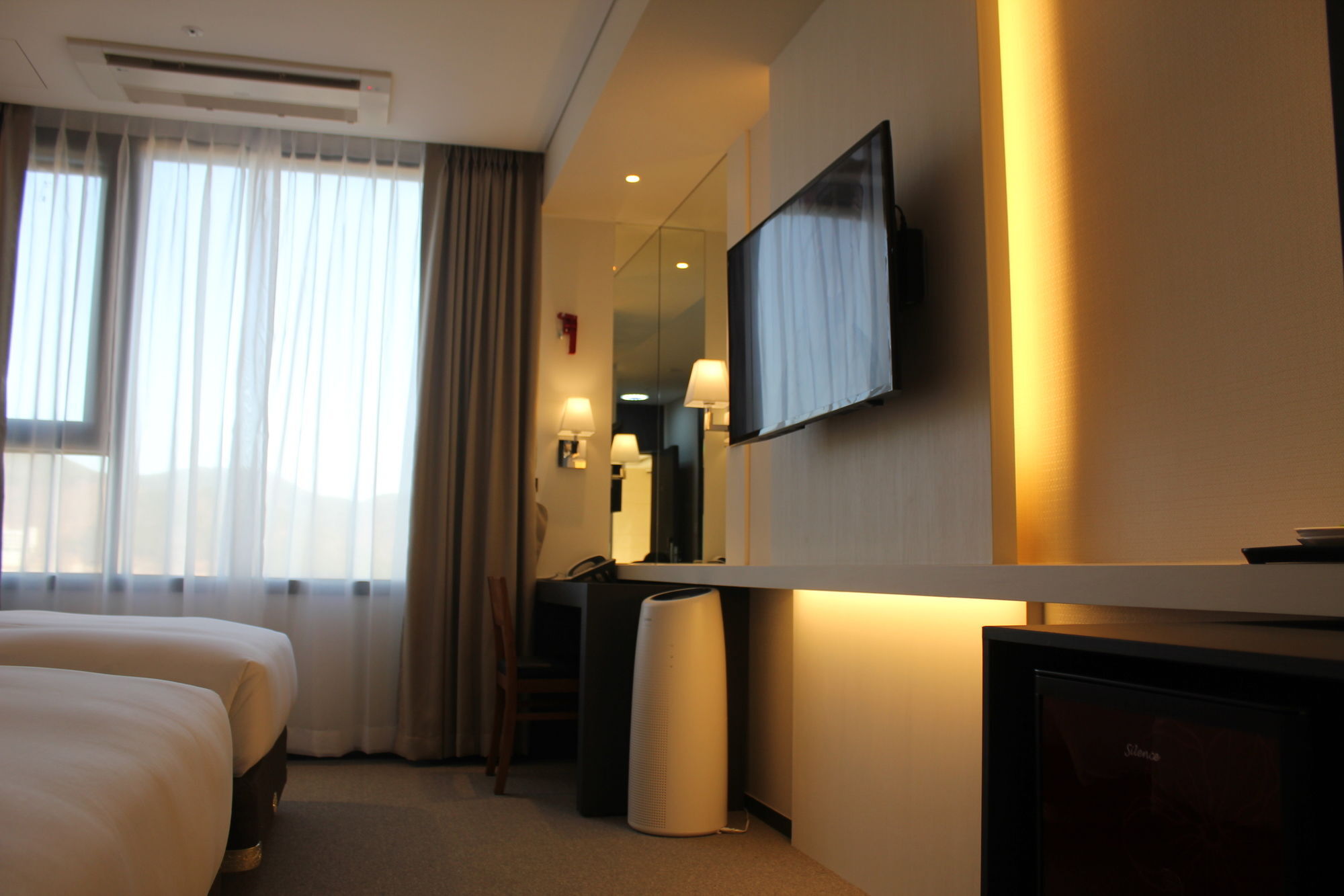 Geoje Artnouveau Suite Hotel Exteriör bild